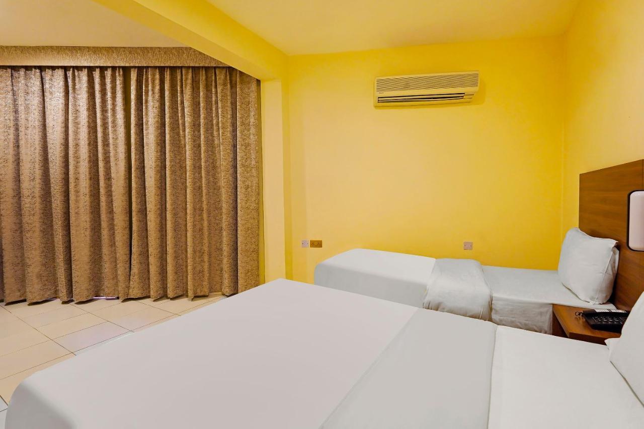 Oyo 925 Emirates Hotel Dubaj Kültér fotó