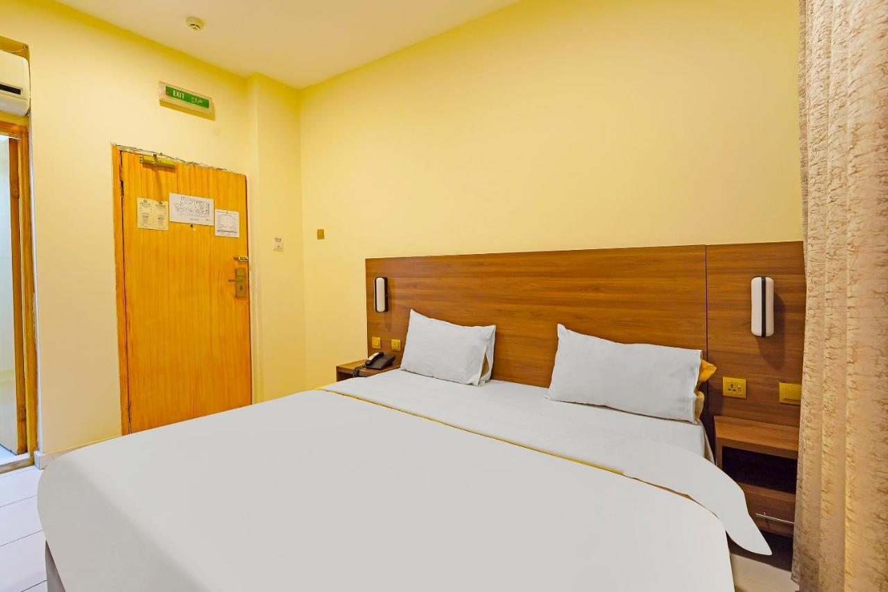 Oyo 925 Emirates Hotel Dubaj Kültér fotó